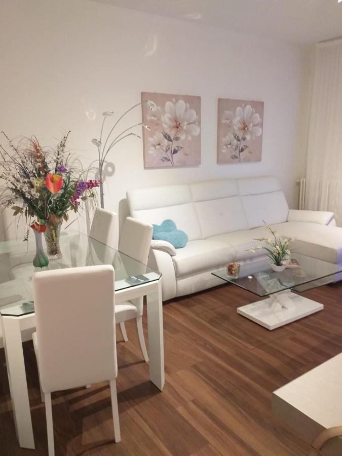 Sesto Calende Centro Apartment Екстериор снимка