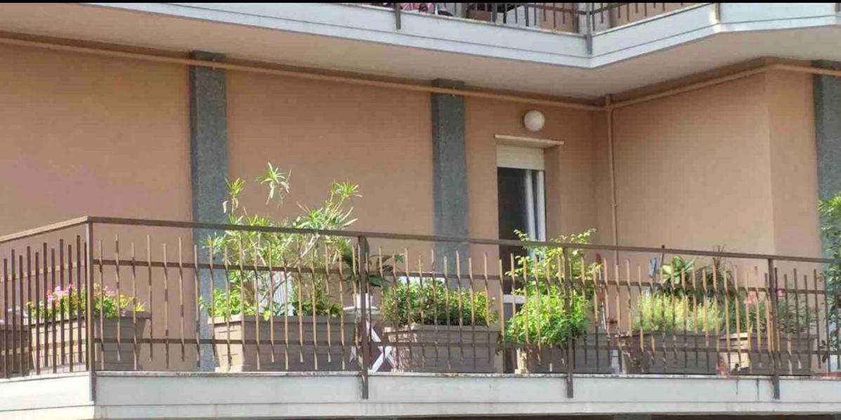 Sesto Calende Centro Apartment Екстериор снимка