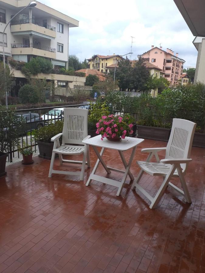 Sesto Calende Centro Apartment Екстериор снимка